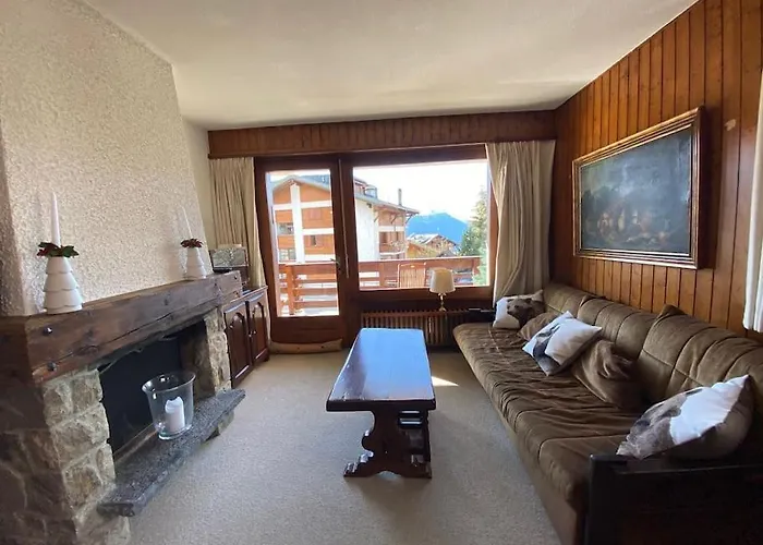 In/out 150 M, 2 , 6 Personnes.